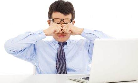 Mencegah Mata Lelah Bagi Pekerja Dan Pelajar