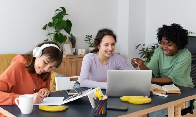 Mengapa Gen Z Lebih Suka Pekerjaan Freelance?