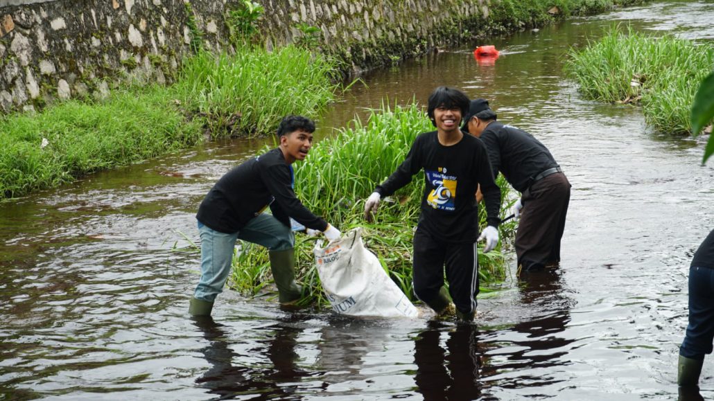 Pentingnya Menjaga Kebersihan Air Sungai Untuk Lingkungan