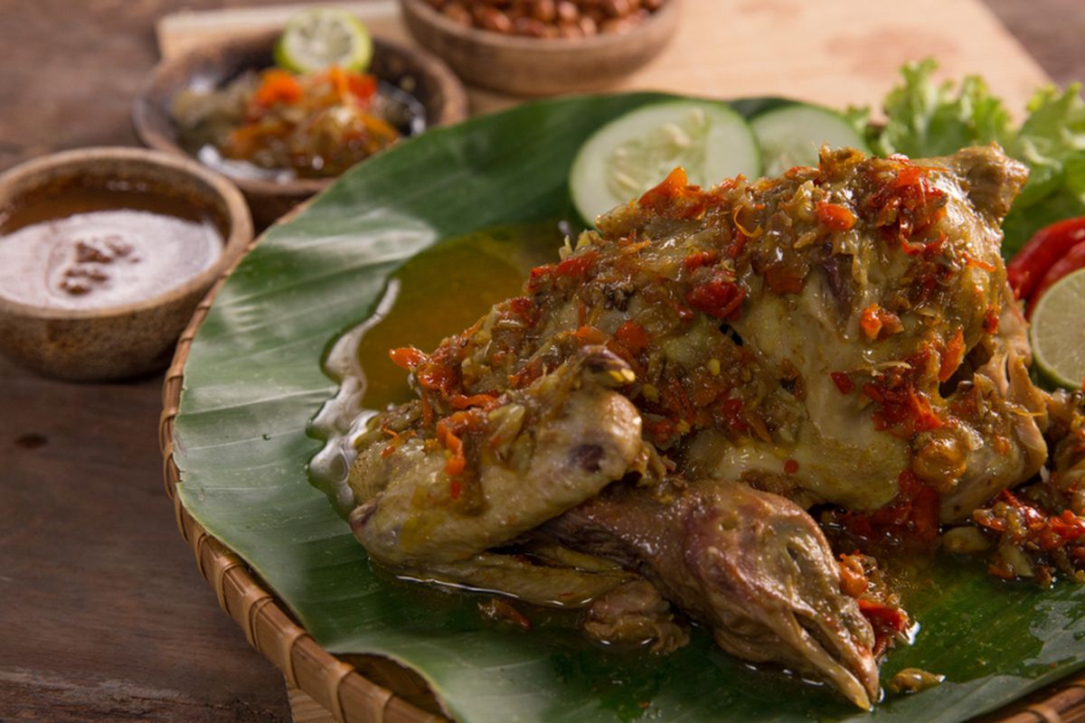 Ayam Betutu: Mengenal Makanan Khas Bali Cita Rasa Yang Kuat