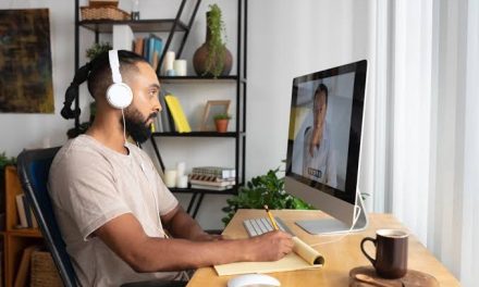 Pekerja Remote: Cara Menjaga Produktivitas Saat Bekerja