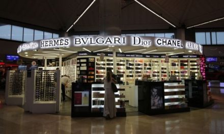 Brand Fesyen Mewah Di Paris: Daya Tarik Produk Premium