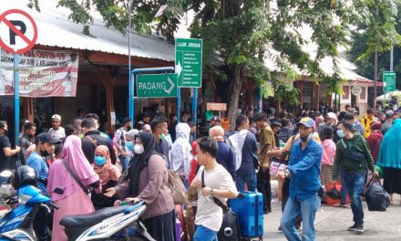 Fenomena Urbanisasi: Perpindahan Penduduk Kehidupan Kota